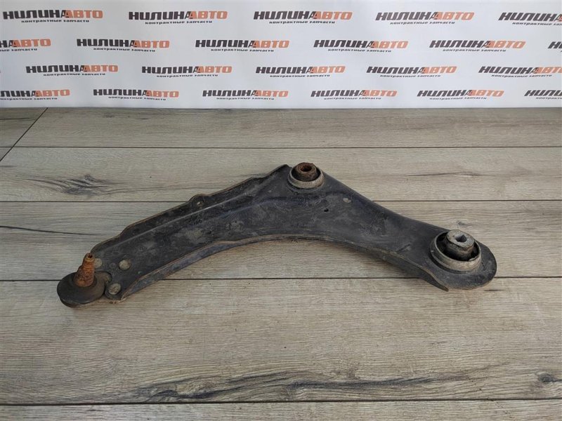 Рычаг передний нижний, 1400 рублей, Москва