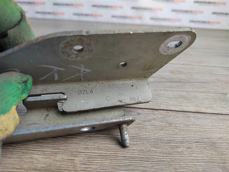 Петля капота, 400 рублей, Москва