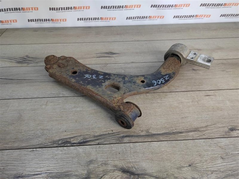 Рычаг передний нижний, 800 рублей, Москва