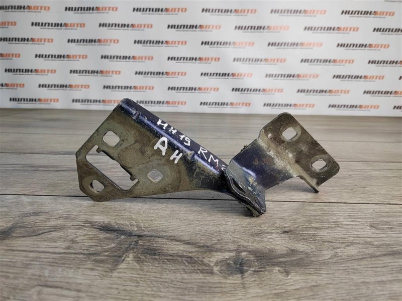 Петля капота, 400 рублей, Москва