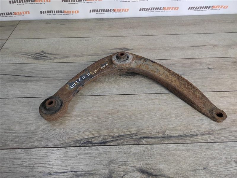 Рычаг передний нижний, 1000 рублей, Москва