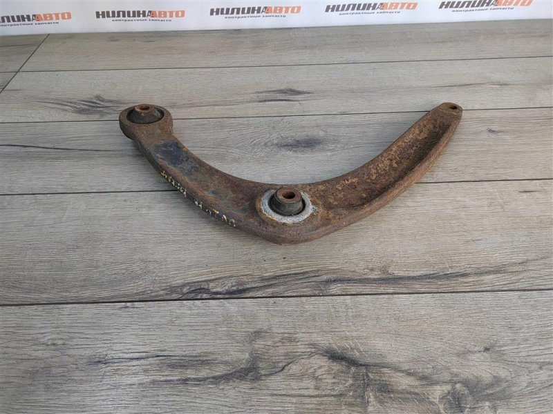 Рычаг передний нижний, 1000 рублей, Москва