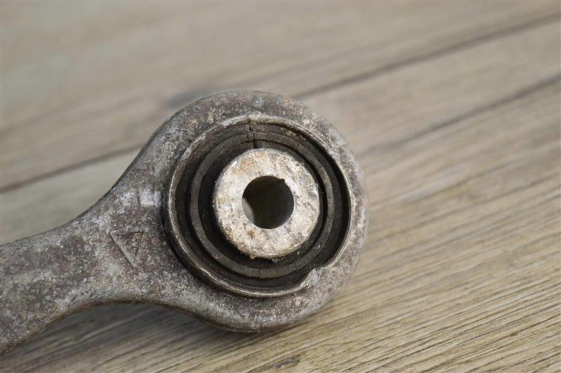 Рычаг задней подвески нижний, 1500 рублей, Москва