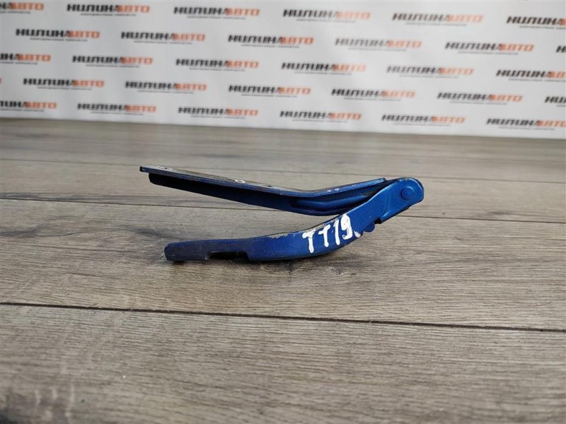 Петля капота, 300 рублей, Москва