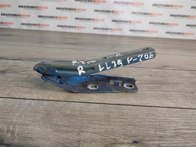 Петля капота, 300 рублей, Москва