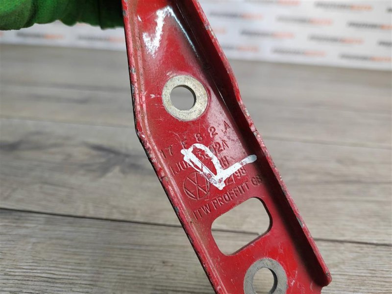 Петля капота, 500 рублей, Москва