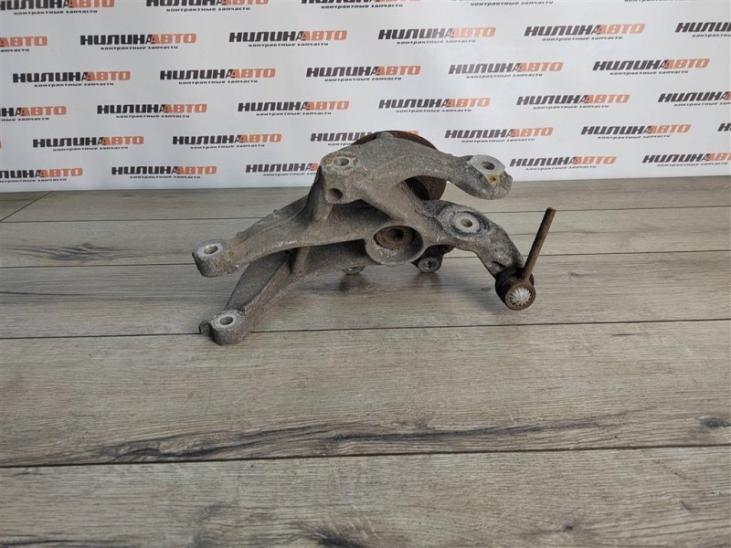 Кулак задний, 2000 рублей, Москва