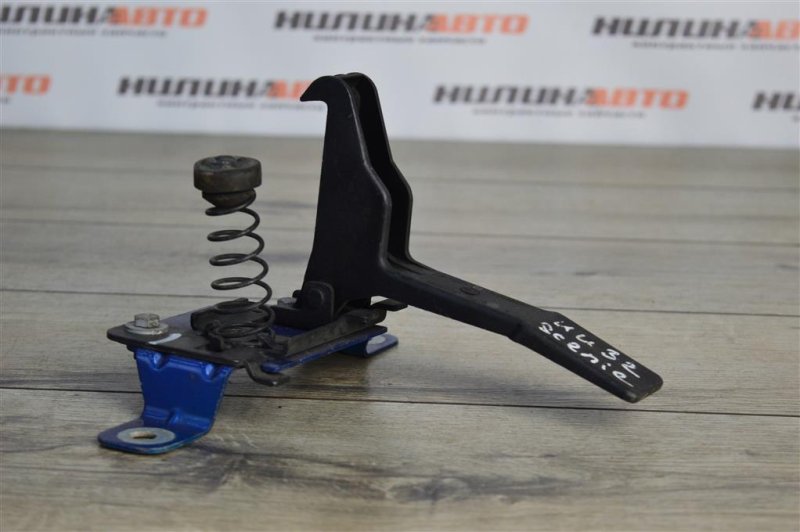 Ручка открывания капота, 1000 рублей, Москва