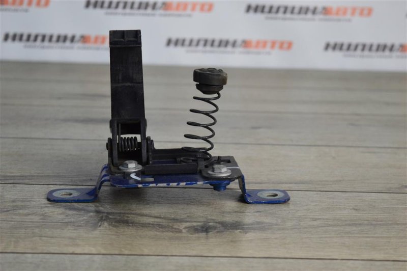 Ручка открывания капота, 1000 рублей, Москва