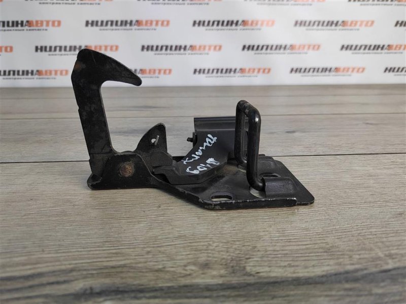 Замок капота, 500 рублей, Москва