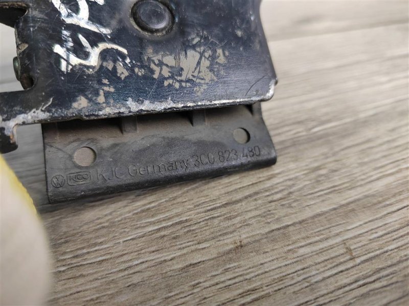 Крюк замка капота, 700 рублей, Москва