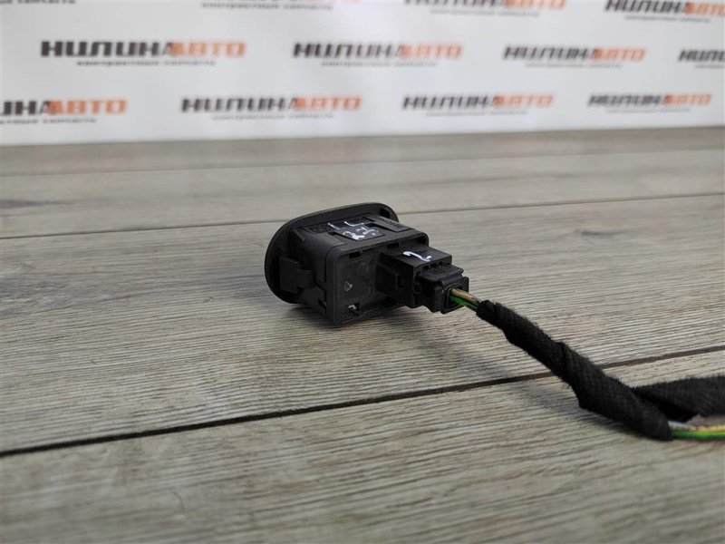 Кнопка стеклоподъемника, 400 рублей, Москва