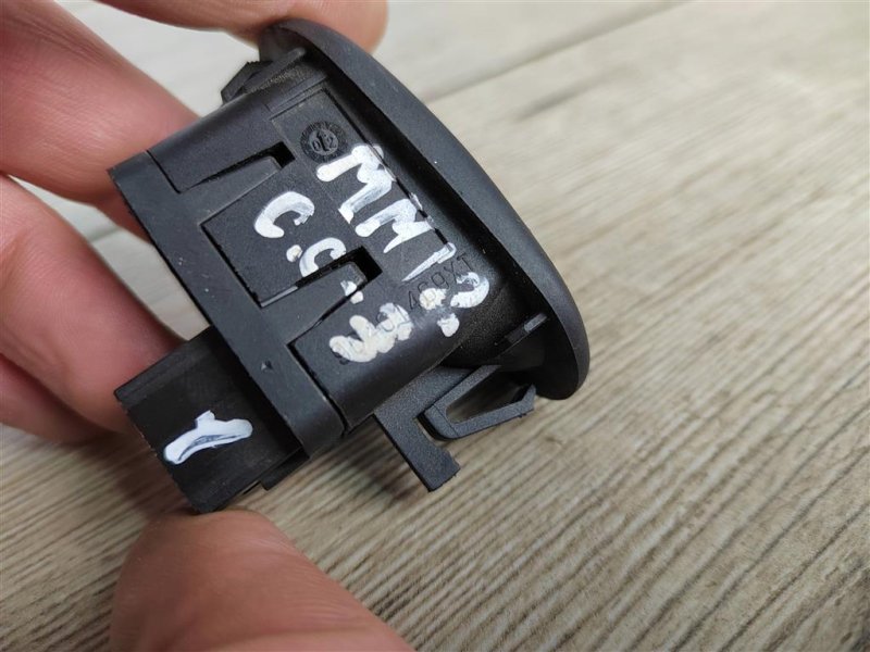 Кнопка стеклоподъемника, 400 рублей, Москва