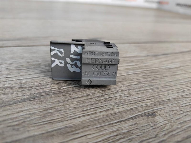 Кнопка стеклоподъемника, 500 рублей, Москва