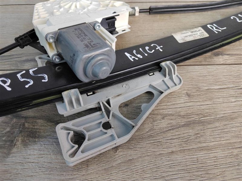 Стеклоподъемник, 1000 рублей, Москва