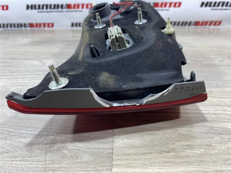 Фонарь в крышку багажника, 1000 рублей, Севастополь