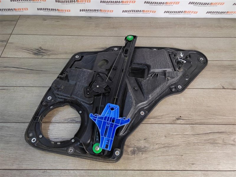 Стеклоподъемник, 1000 рублей, Москва