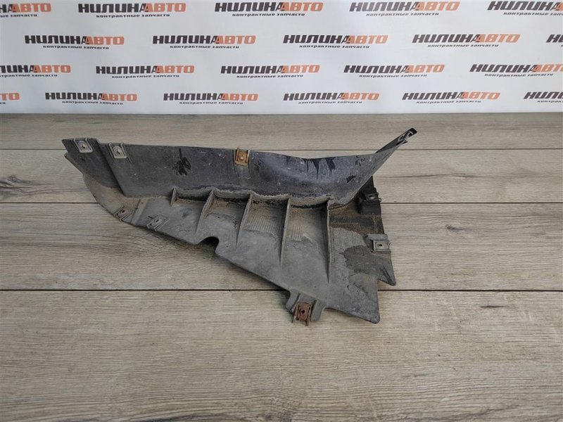 Подкрылок, 2500 рублей, Москва