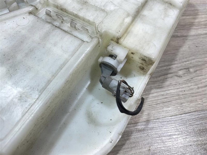 Бачок омывателя, 2000 рублей, Севастополь