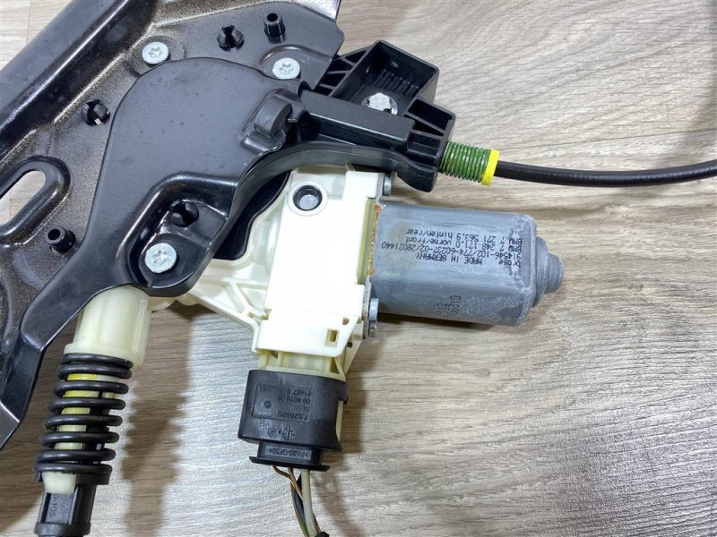 Стеклоподъемник, 2000 рублей, Севастополь