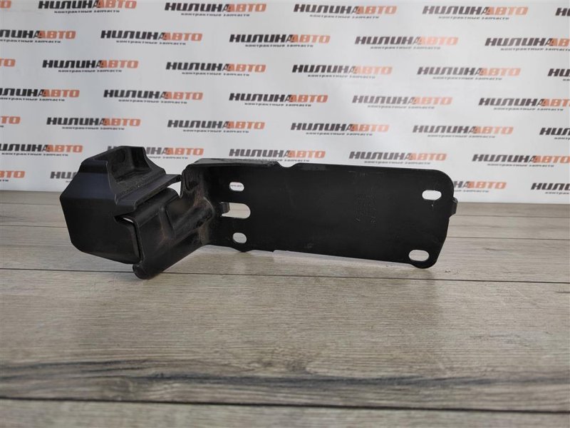 Кронштейн радиатора, 500 рублей, Москва