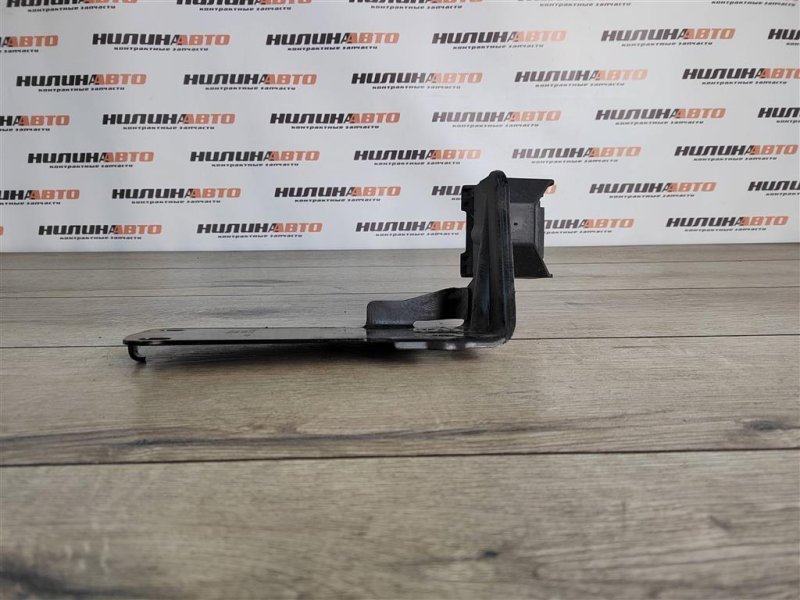 Кронштейн радиатора, 600 рублей, Москва