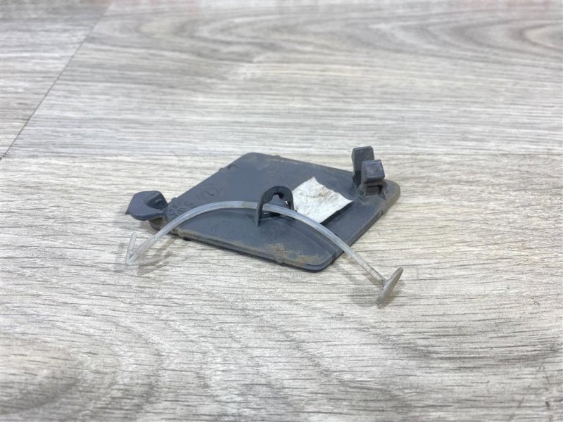 Заглушка крюка буксировочного, 500 рублей, Севастополь