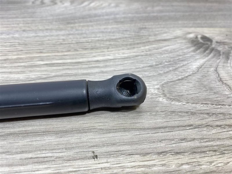 Амортизатор капота, 1000 рублей, Севастополь