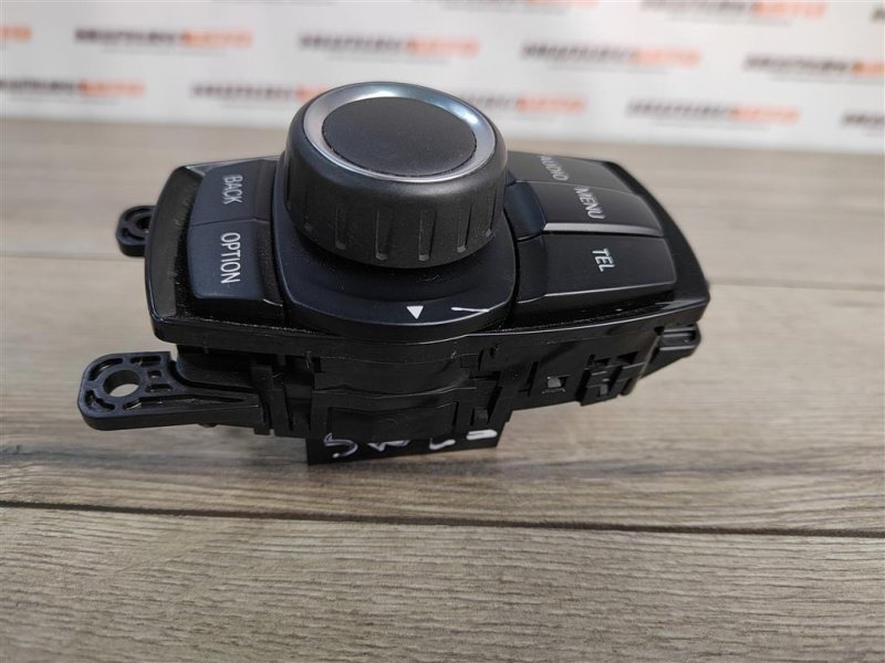 Блок управления мультимедиа, 2000 рублей, Москва