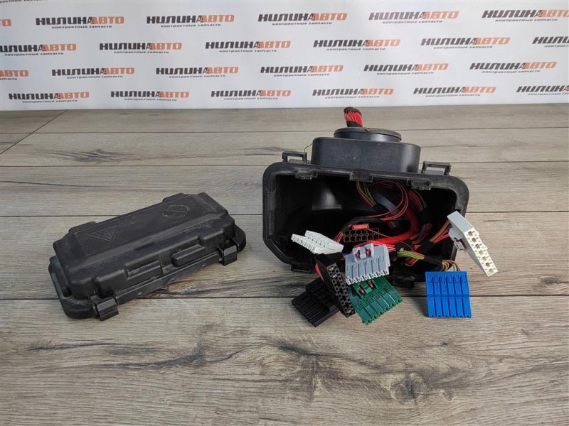 Корпус блока предохранителей, 1200 рублей, Москва