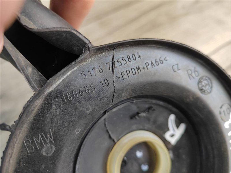 Уплотнитель, 500 рублей, Москва