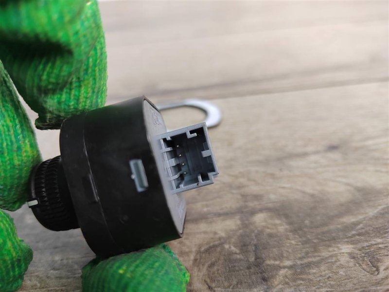 Блок управления зеркалами, 400 рублей, Москва