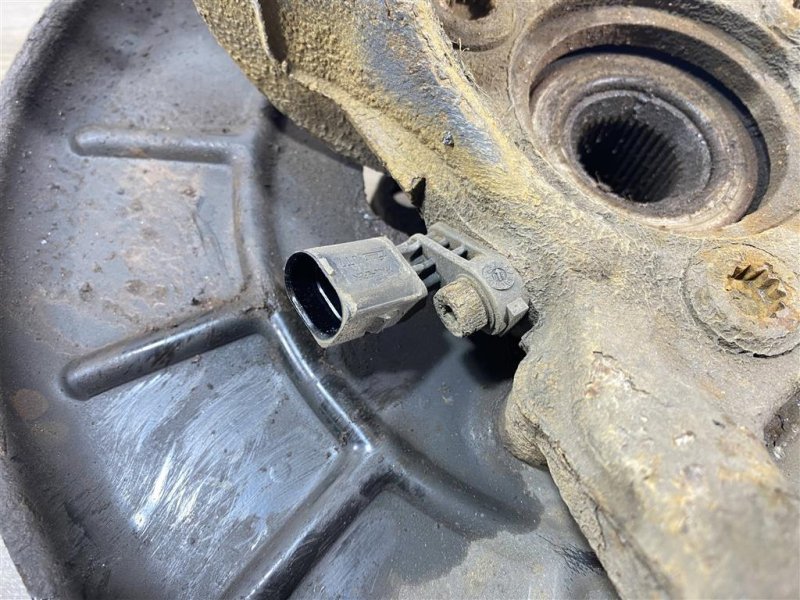 Кулак поворотный, 4500 рублей, Севастополь