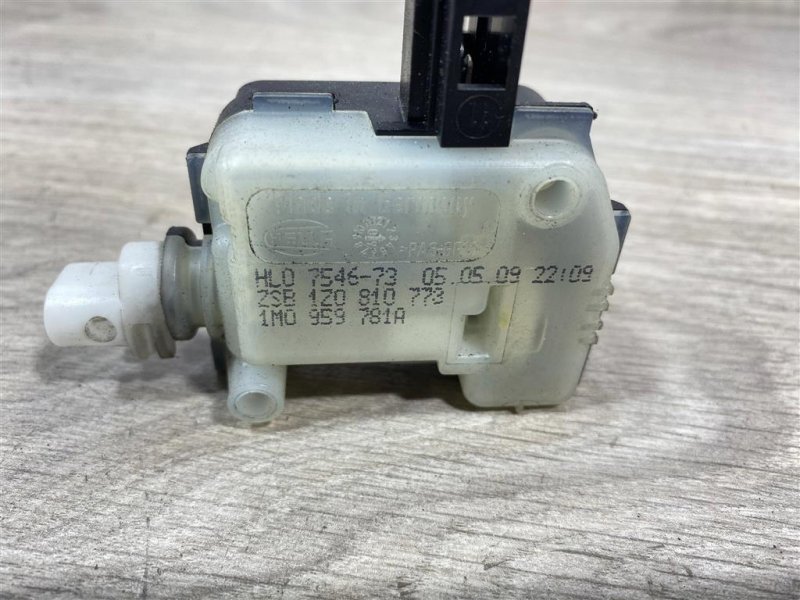 Активатор замка багажника, 1000 рублей, Севастополь