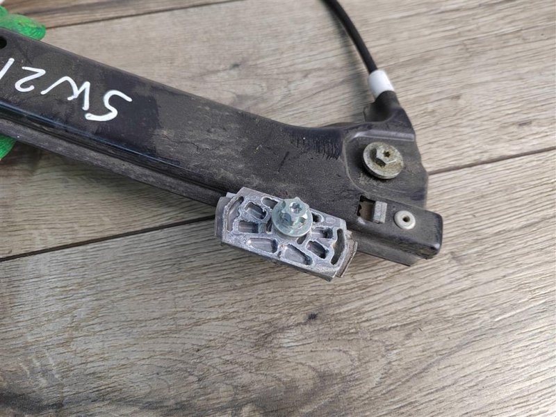 Стеклоподъемник, 1000 рублей, Москва