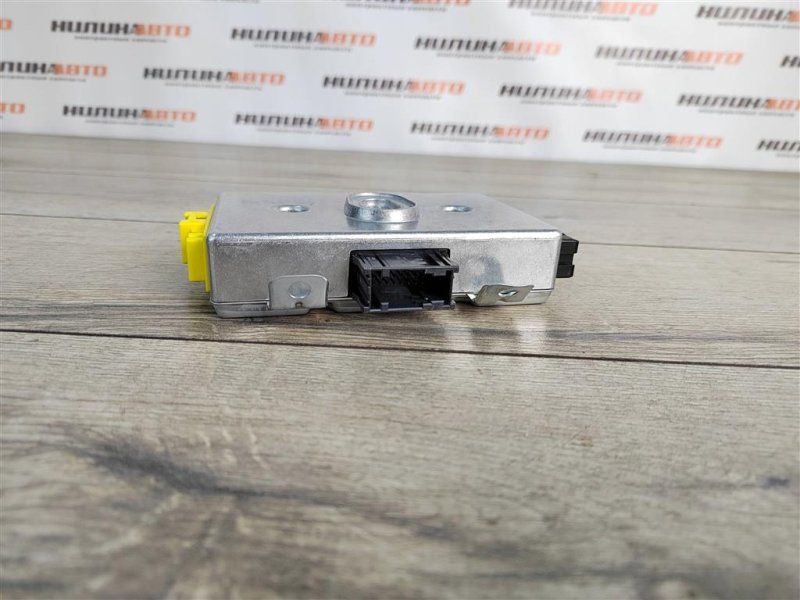 Блок управления дверьми, 1000 рублей, Москва