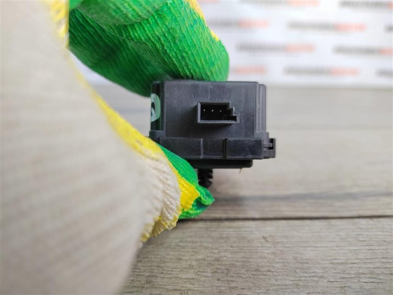 Блок электронный, 1500 рублей, Москва