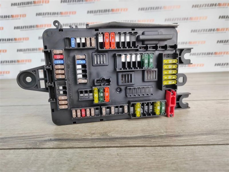 Блок предохранителей в багажник, 2000 рублей, Москва