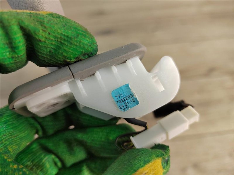 Козырек солнцезащитный, 1500 рублей, Москва