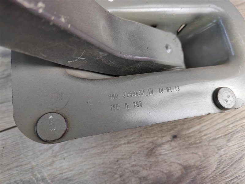 Петля крышки багажника, 800 рублей, Москва