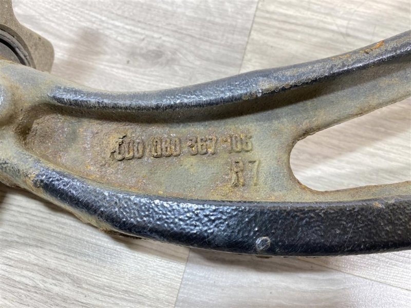 Рычаг передний нижний, 4500 рублей, Севастополь