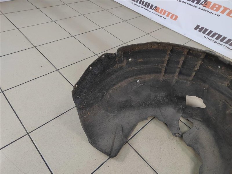 Подкрылок, 3000 рублей, Москва