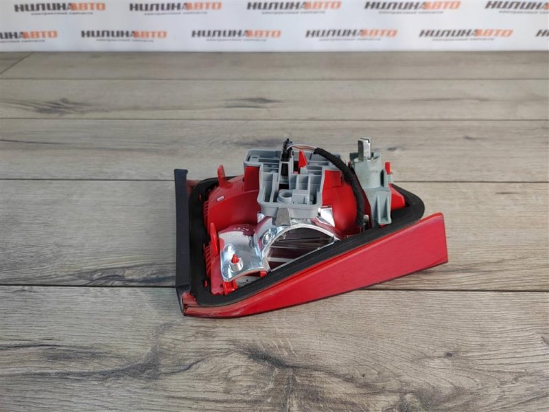 Фонарь в крышку багажника, 1000 рублей, Москва