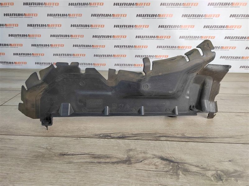 Дефлектор радиатора, 400 рублей, Москва