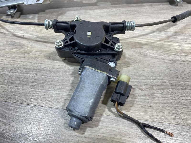 Стеклоподъемник, 1100 рублей, Севастополь