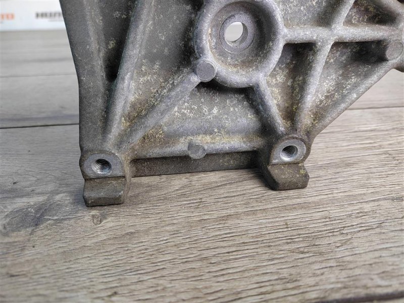 Кронштейн компрессора кондиционера, 350 рублей, Москва