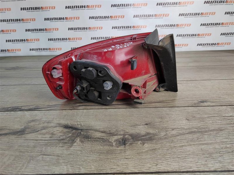 Фонарь в крыло, 2800 рублей, Москва