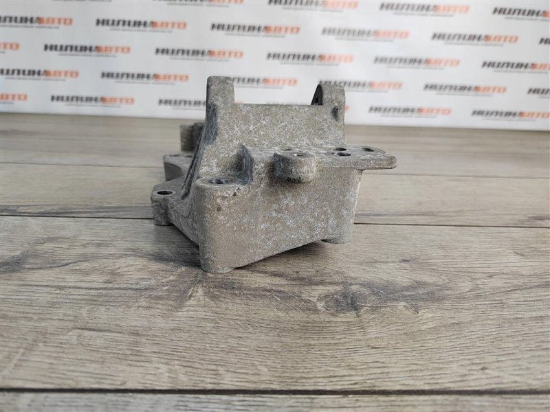 Кронштейн генератора, 700 рублей, Москва