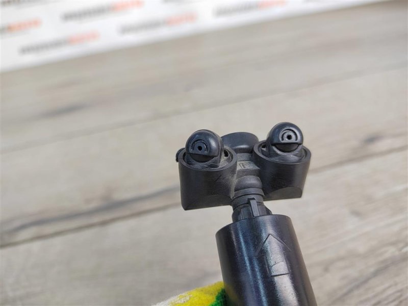 Форсунка омывателя фар, 1250 рублей, Москва