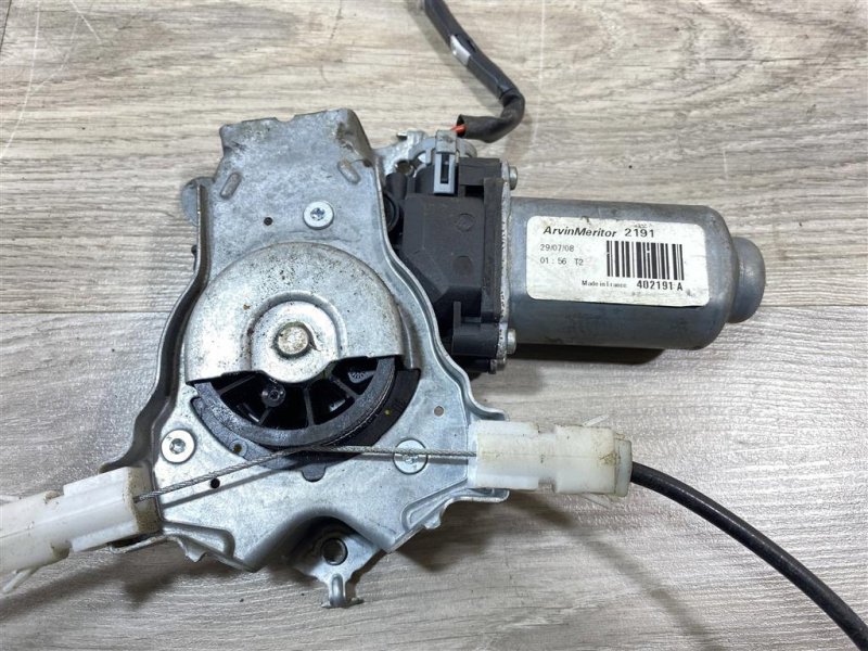 Стеклоподъемник, 1000 рублей, Севастополь